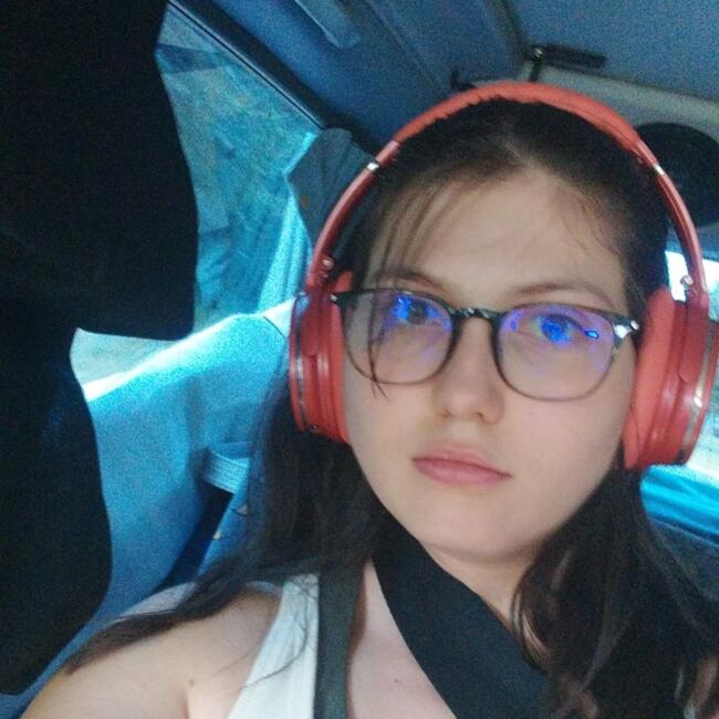 Babysitter in Châteaubriant: Amandine