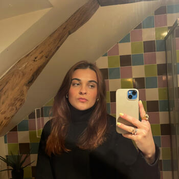 Baby-sitter Tours: Marnie