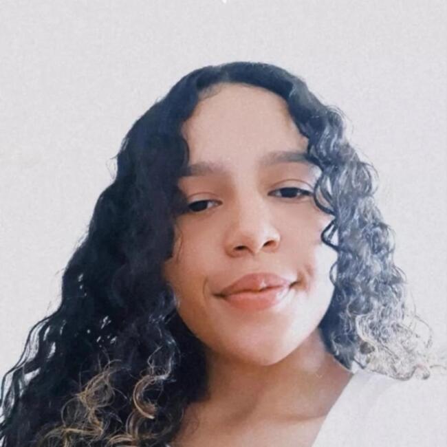 Babysitter in Vitória da Conquista: Jéssica