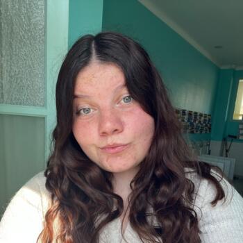 Baby-sitter in Châlons-en-Champagne: Thais