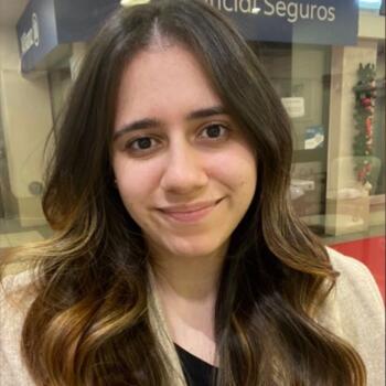 Babysitter em Coimbra: Katherine