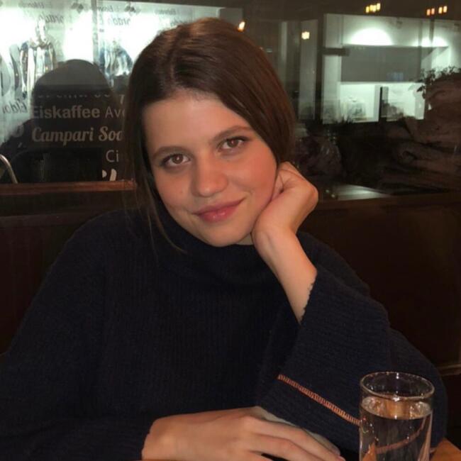 Babysitter in Wien: Leonie