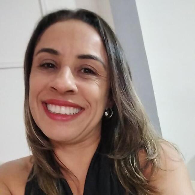 Babysitter in Vinhedo: Luciana Lopes