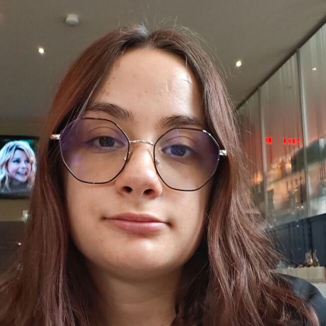 Babysitter in Lent: Gabrièle