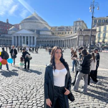 Babysitter Rome: Chiara