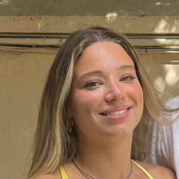 Babysitter in Ballina: Elisa