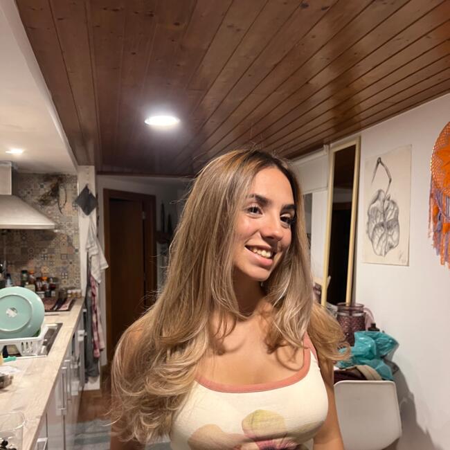 Babysitter em Coimbra: Laura