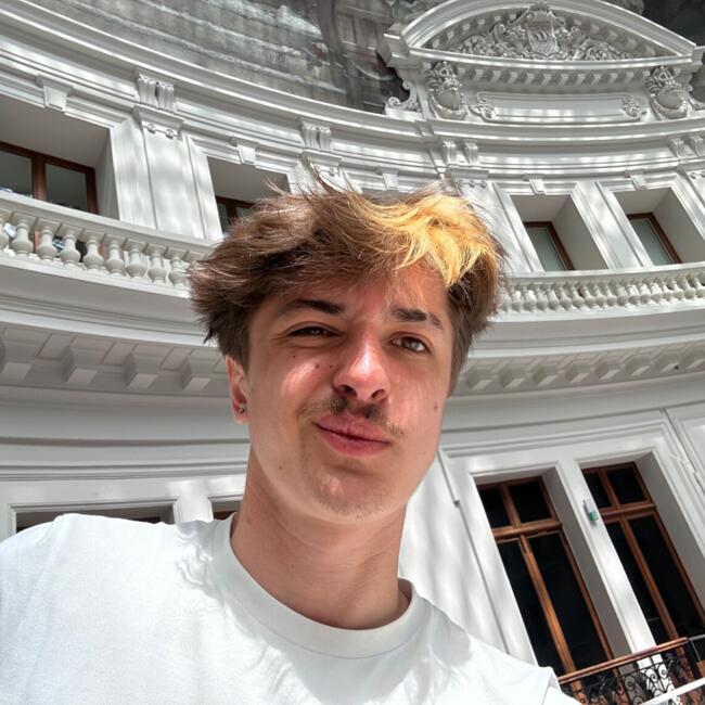 Babysitter in Antwerpen: Ruí