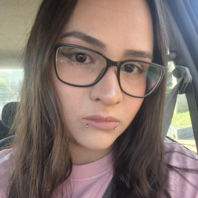 Babysitter in Cascavel: Isabella