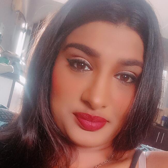 Babysitter in Phoenix: Rivone