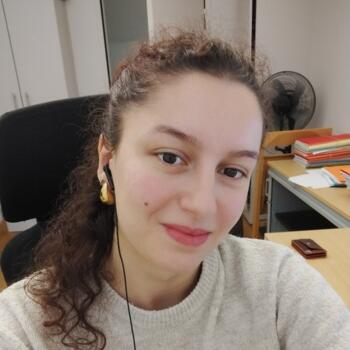 Babysitter in Besançon: Emma