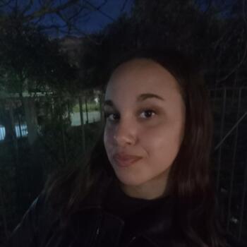 Babysitter in Néa Michanióna: Αννα