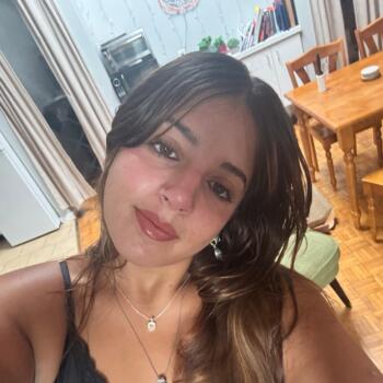 Babysitter in Rishon LeZiyyon: Shira