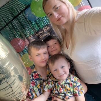 Babysitting job in Chatham: babysitting job Dace