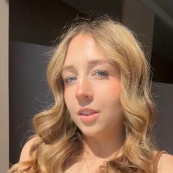 Baby-sitter Toronto: Brooke