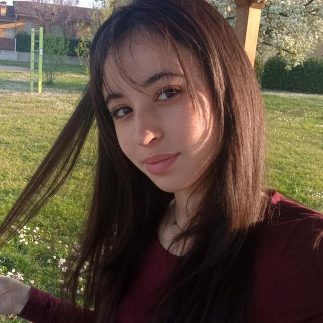 Babysitter in Corno Giovine: NISRINE