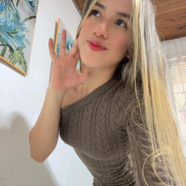 Babysitter στην περιοχή Ριονέγρο: Vanessa