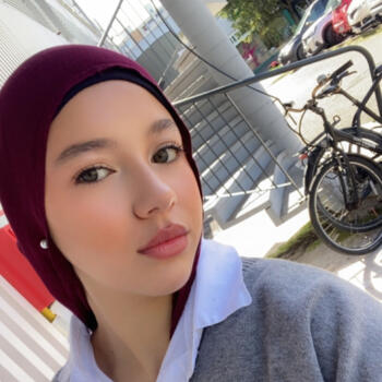 Babysitter in Rillieux-la-Pape: Elodie