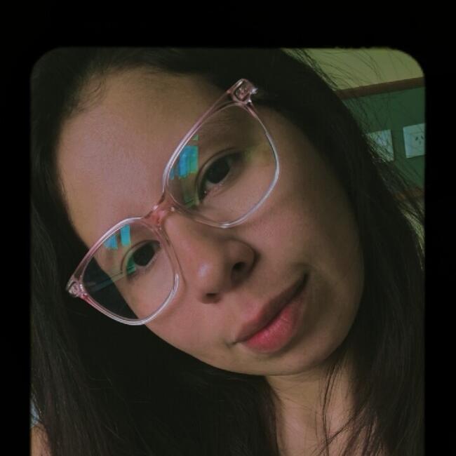 Babysitter in San Juan Bautista: Veronica