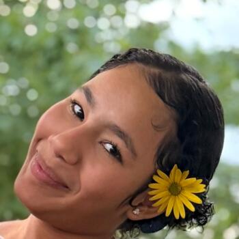 Babysitter in Lakewood Township: Lisbeth