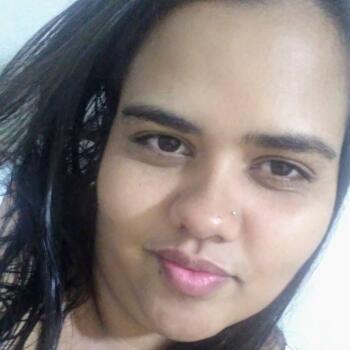 Babá em Recife: Mikaela