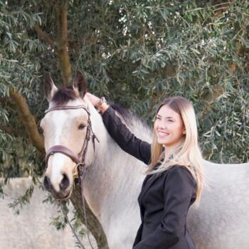 Babysitter Frontignan: Lou