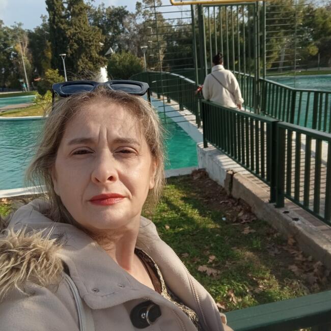 Babysitting job in Ágioi Anárgyroi: Σπυριδούλα