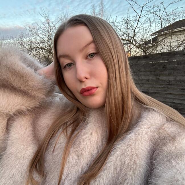 Babysitter in Prague: Viktoriia