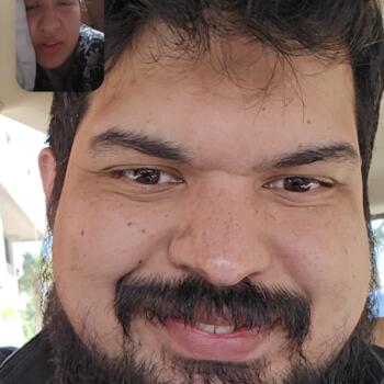 الوالدين الخبر: Mudabbir