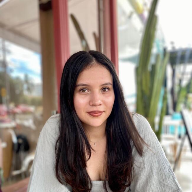 Babysitter in Quito: Angélica Mildred