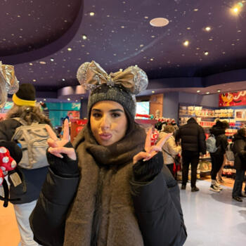 Niñera en Charleroi: Asya