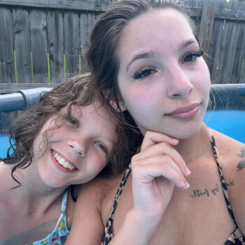 Babysitter in St Louis: Mackenzie