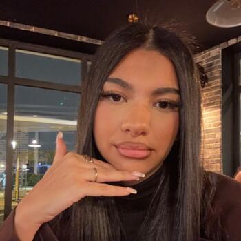 Babysitter in Rillieux-la-Pape: Anissa