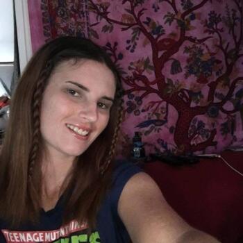 Babysitter in Bundaberg: Sarah