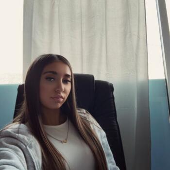 Babysitter in Mouans-Sartoux: Dounia