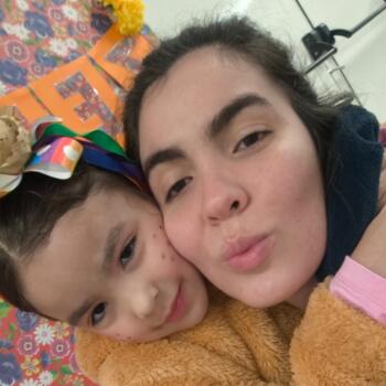 Emprego de babá em Maringá: emprego de babá Gabriela