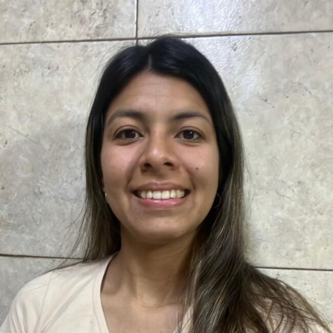 Babysitter in Tigre: Priscila