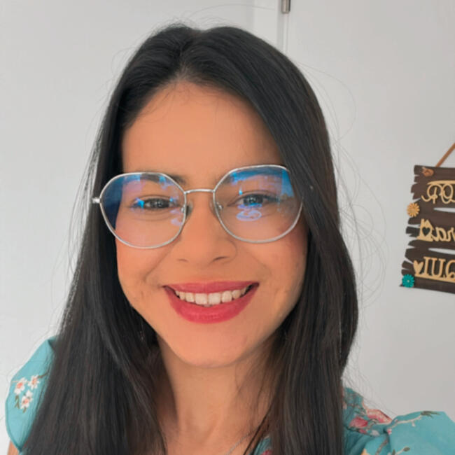 Babysitter in Coimbra: Leticia