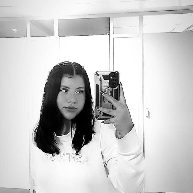 Niñera en San Jerónimo (Departamento de Cusco): Camila