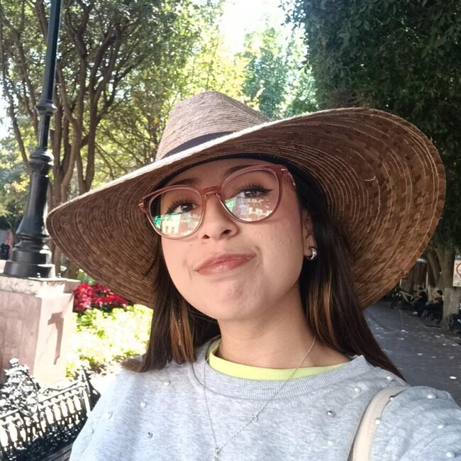 Babysitter in Ojo de Agua: Daniela