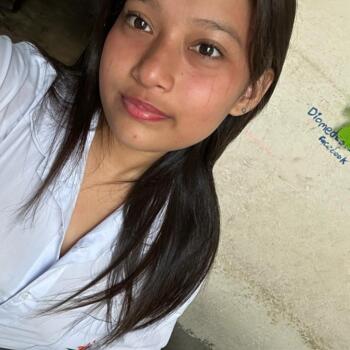 Niñera en Santo Domingo de los Colorados: Jexy