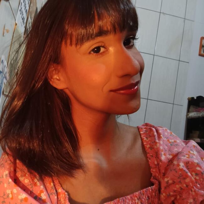 Babysitter in São José do Rio Preto: Isa