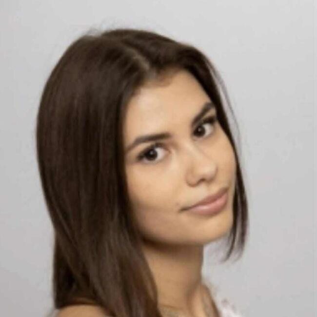 Bébiszitter Szombathely területén: Kiara