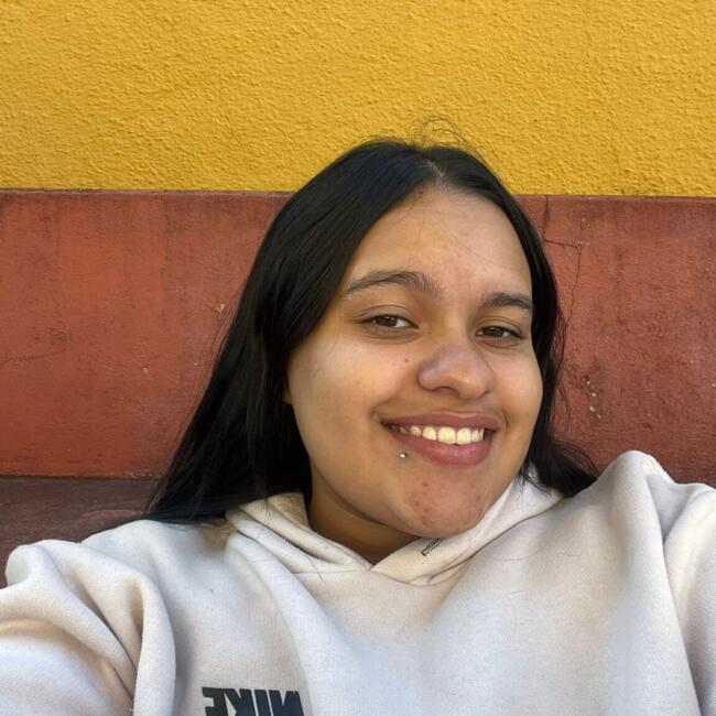 Babysitter in São José do Rio Preto: Cauane