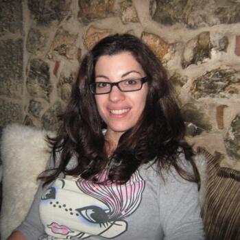 Δουλειά για babysitter στην περιοχή Πειραιάς: δουλειά φύλαξης παιδιών Μπαρμπι