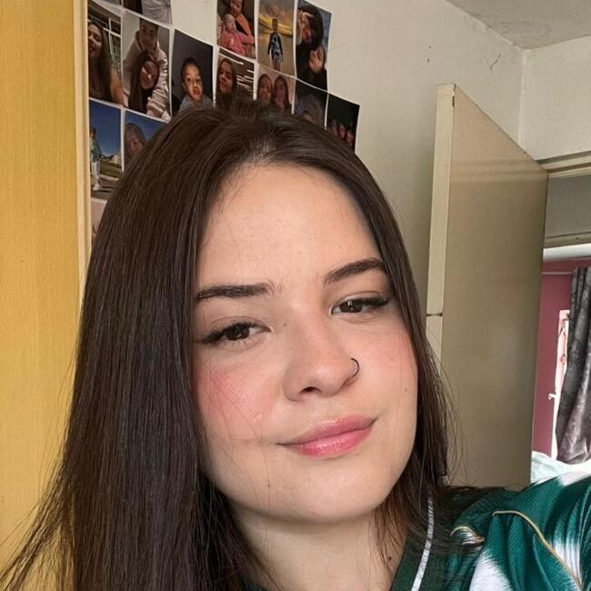 Babá em Curitiba: Maria Eduarda
