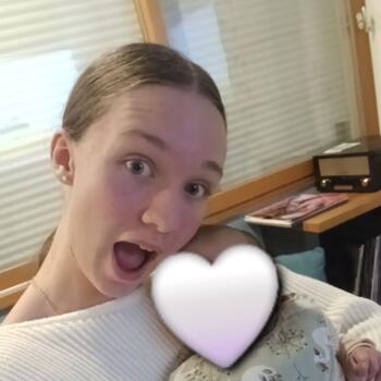 Baby-sitter Mérignac: Léonie