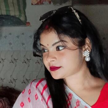 Babysitter in Mumbai: Tanushri