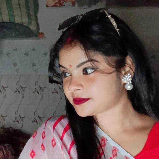 Babysitter in Mumbai: Tanushri