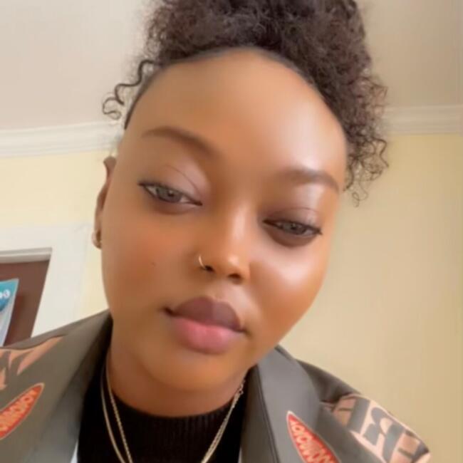 Babysitter in Portmore: Taneish